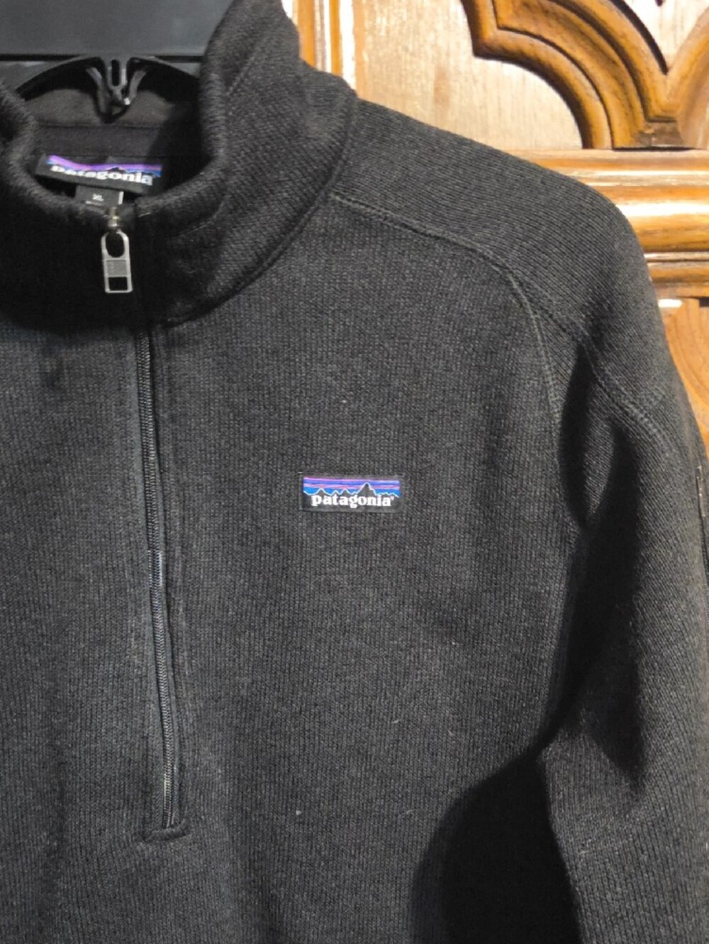 Patagonia Black Half-Zip Fleece Pullover - Picture 3 of 5